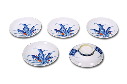 色絵　万年青図小皿