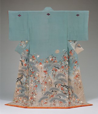 松枝垂れ桜に蹴鞠模様小袖 （まつしだれざくらにけまりもようこそで）