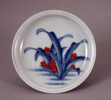 色絵　万年青図縁皿 （いろえ　おもとずふちざら）