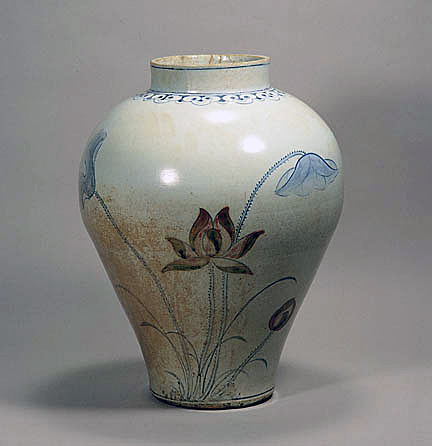 青花辰砂　蓮花文壷　　　　　