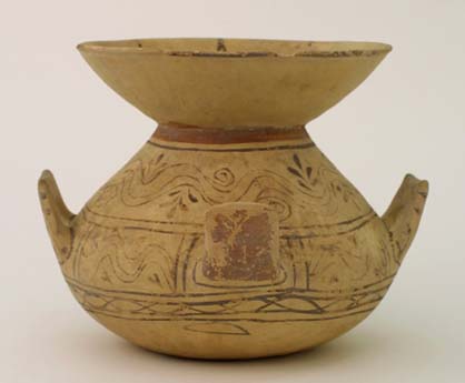 彩文陶器スファギオン型壷