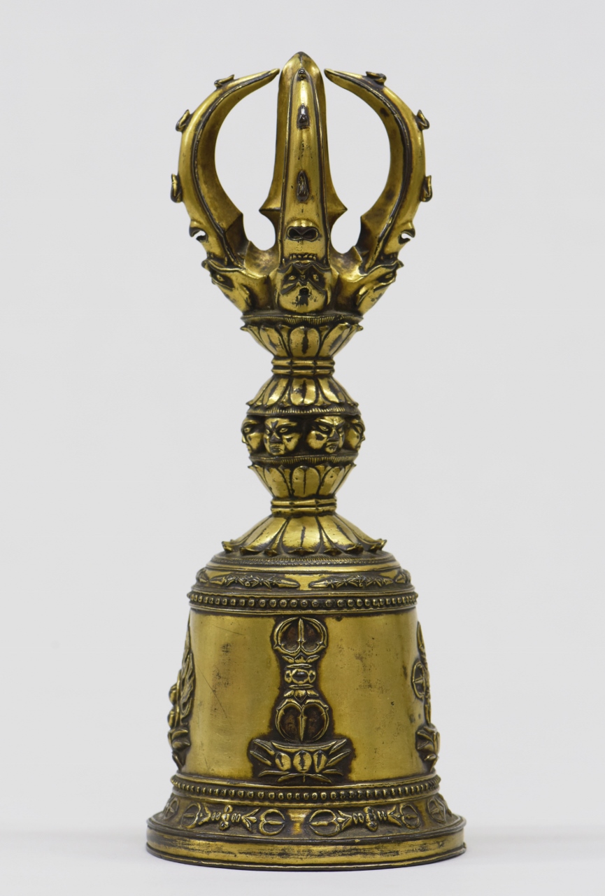 重要文化財　金銅 三昧耶形五鈷鈴（こんどう　さまやぎょうごこれい）