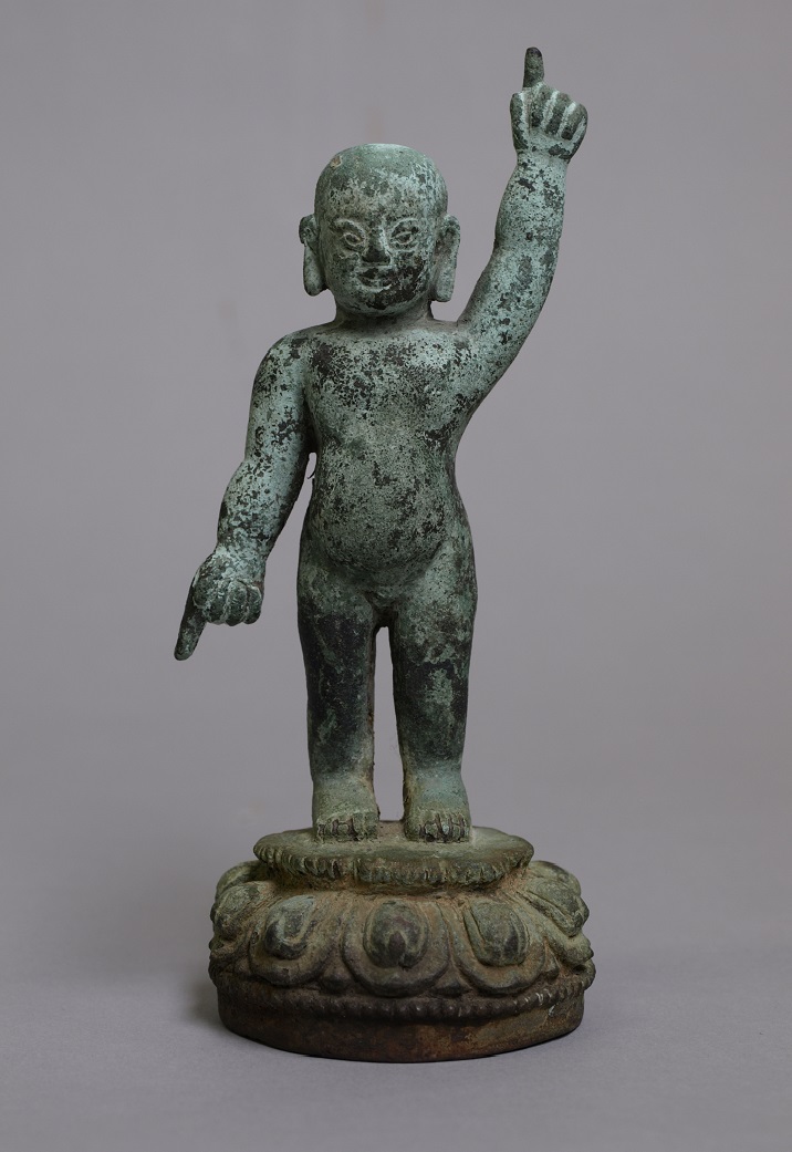 銅造　誕生仏立像　