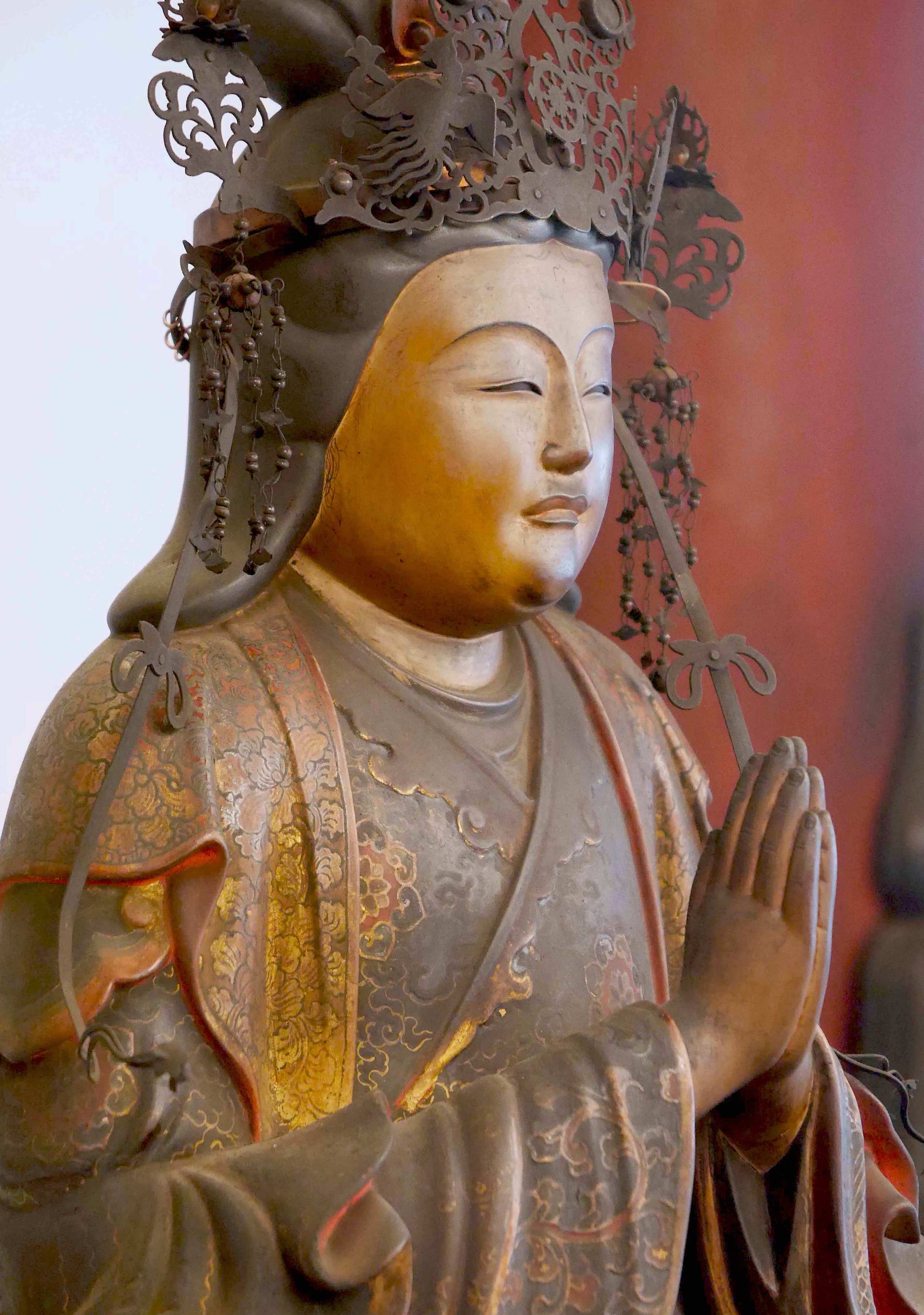 勝鬘夫人坐像（部分）　大阪・愛染堂勝鬘院